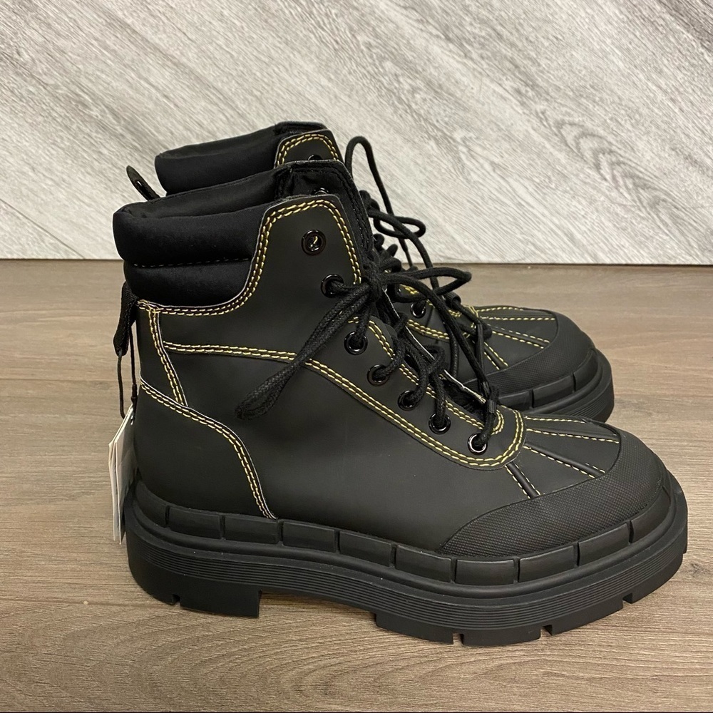 Zara | Low Heel Rubberized Lug Sole Ankle Combat Boots Size 6 NEW - Picture 4 of 10